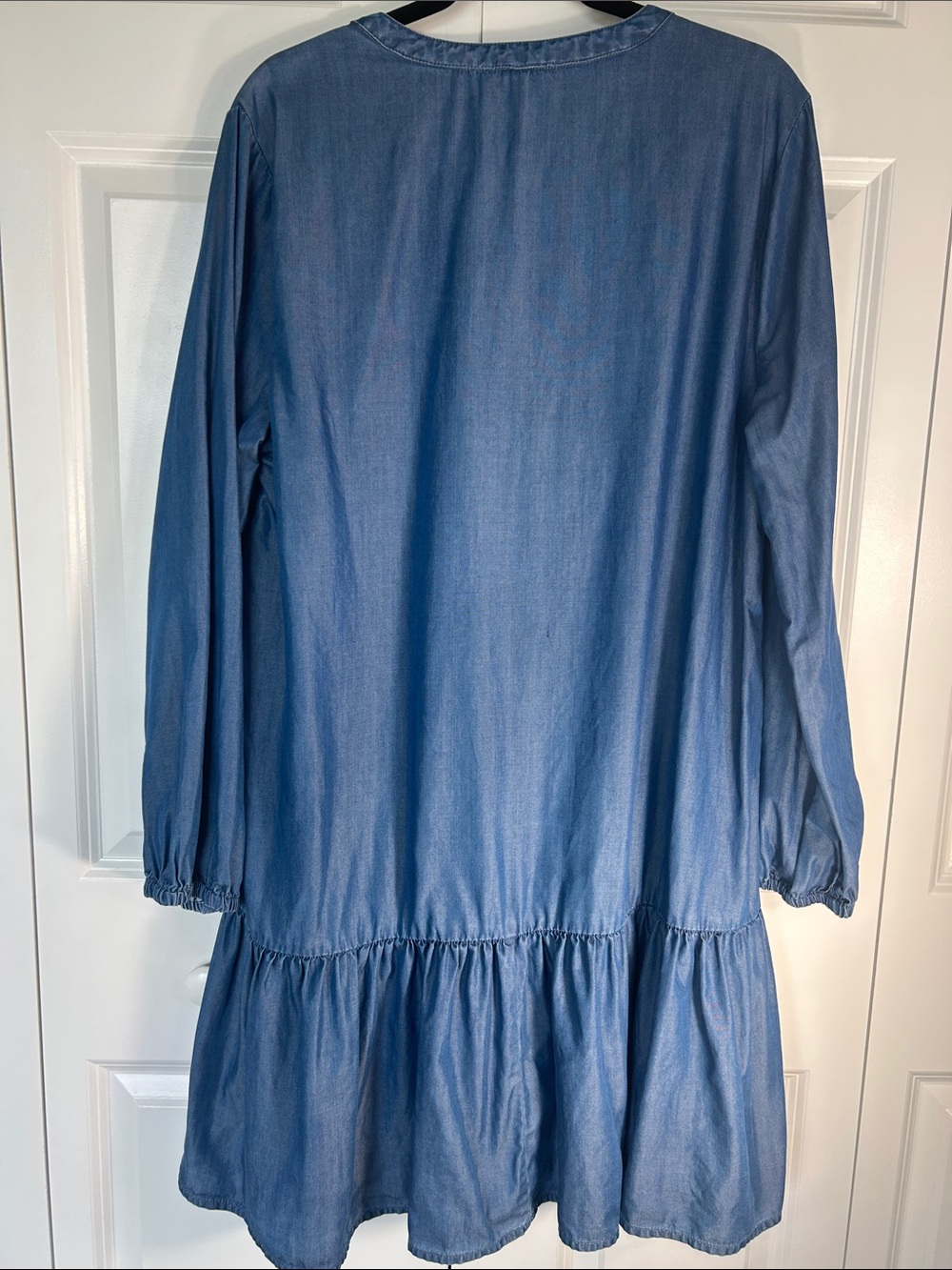 beachlunchlounge Denim Button-Front Blue Midi Dress - Picture 7 of 7